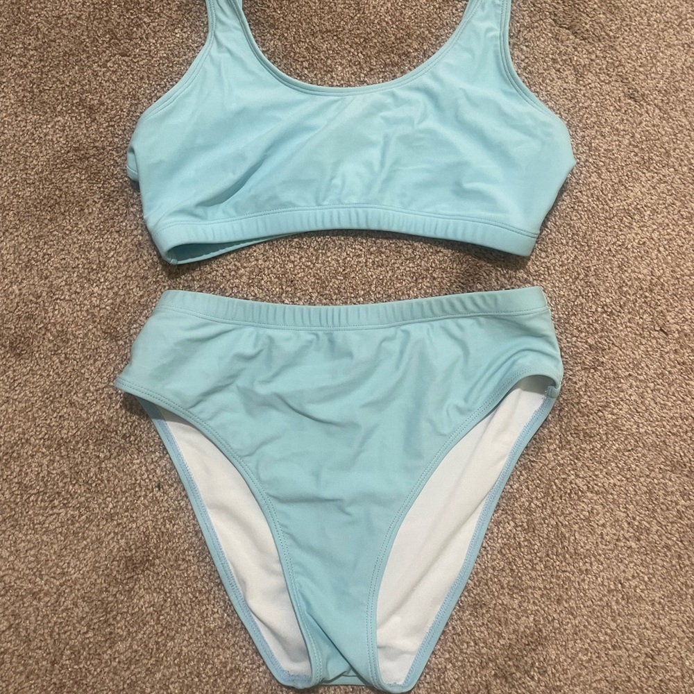 Light blue highwasted bikini bottoms and top